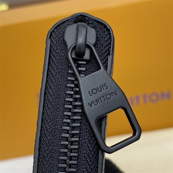 2026122105449921 690